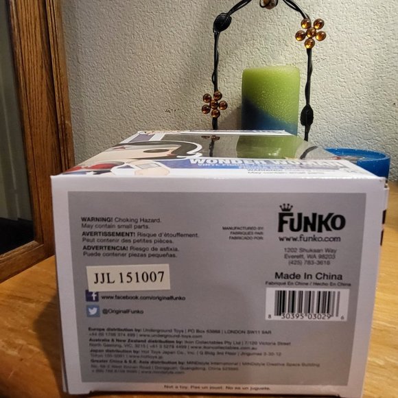 DC Universe Wonder Woman PX Exclusive Funko Pop - Picture 6 of 11